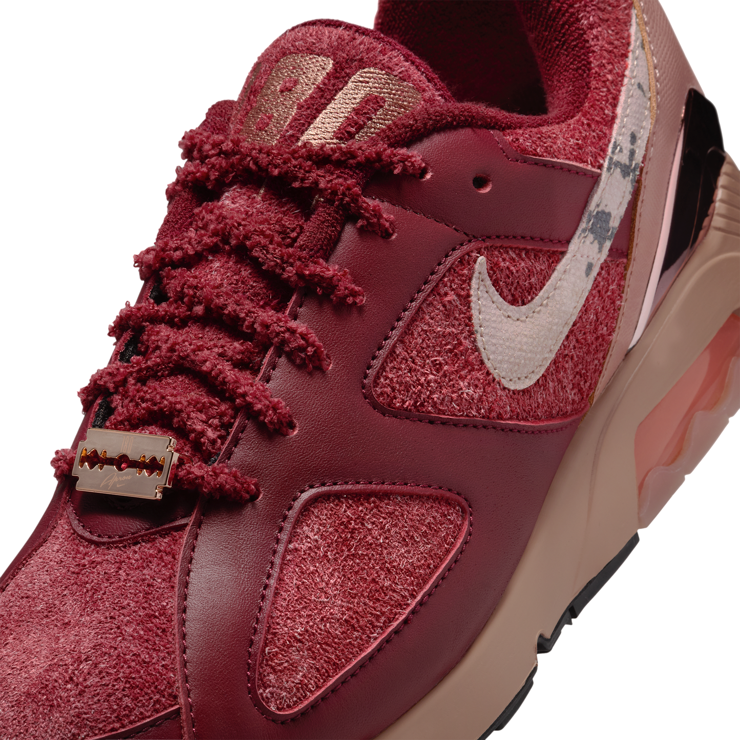 APRON X NIKE AIR 180 SP - BLOODLINE