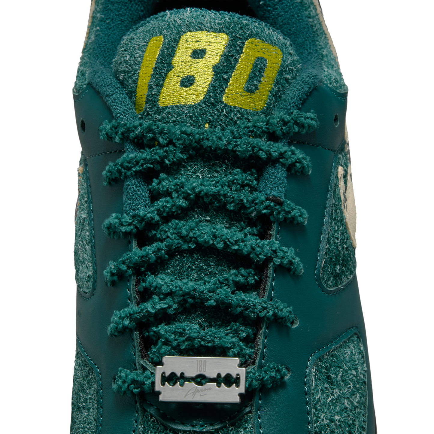 APRON X NIKE AIR 180 SP - VORTEX