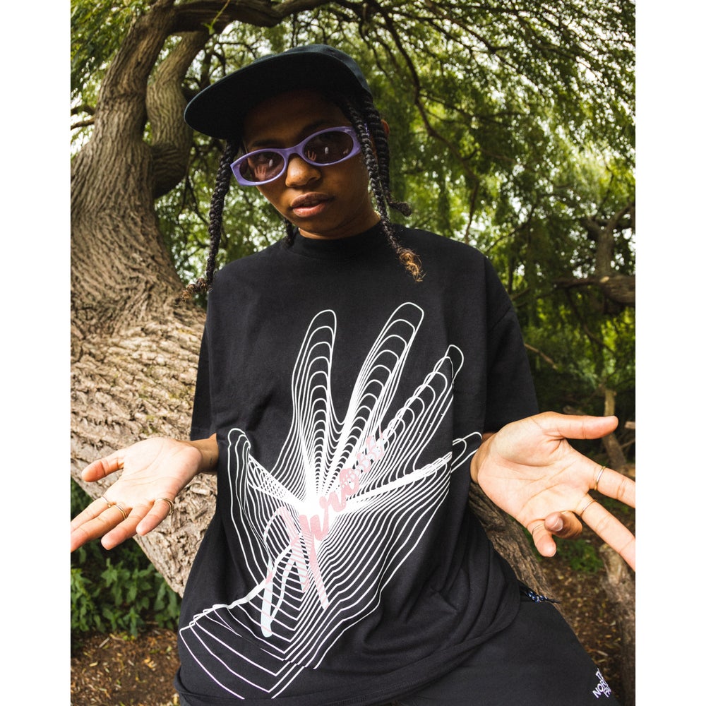 ALL IN HAND TEE (AQUAPINK)