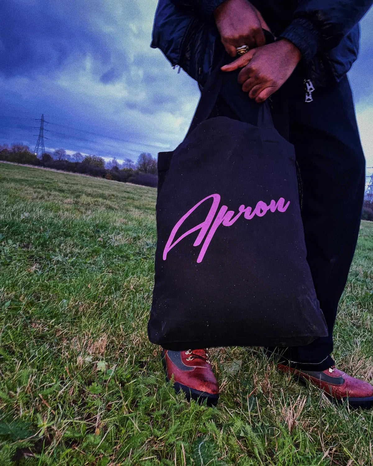 SCRIPT TOTE (THERMOCHROMIC)
